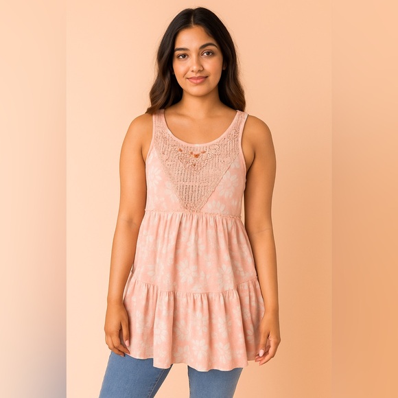 Free People Tops - Free People Beaded Crochet Pink/White Tank Top